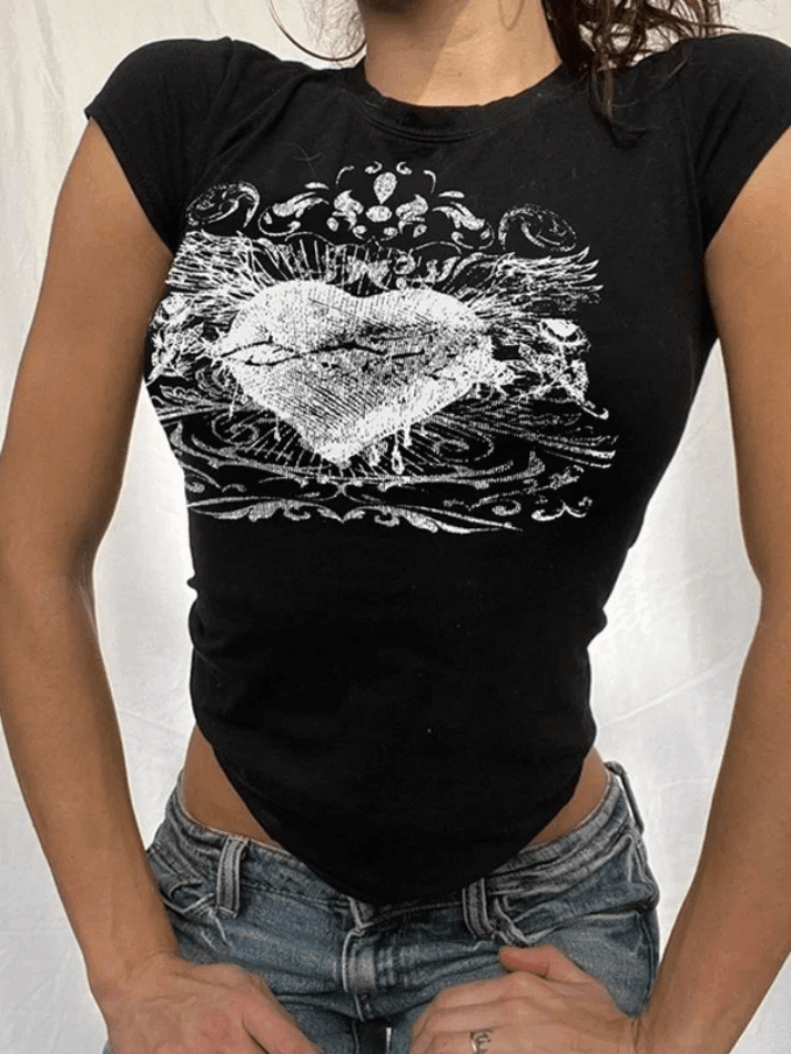 Short-Sleeved Heart-Shaped Design Cartoon Print