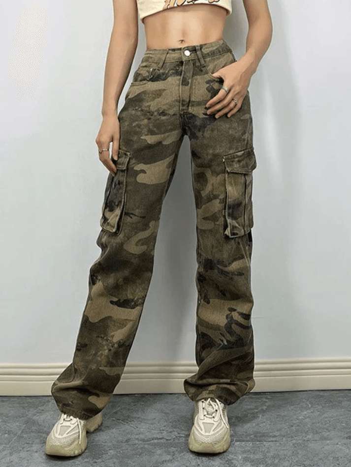 Washed Pocket Camo Cargo Jeans - AnotherChill